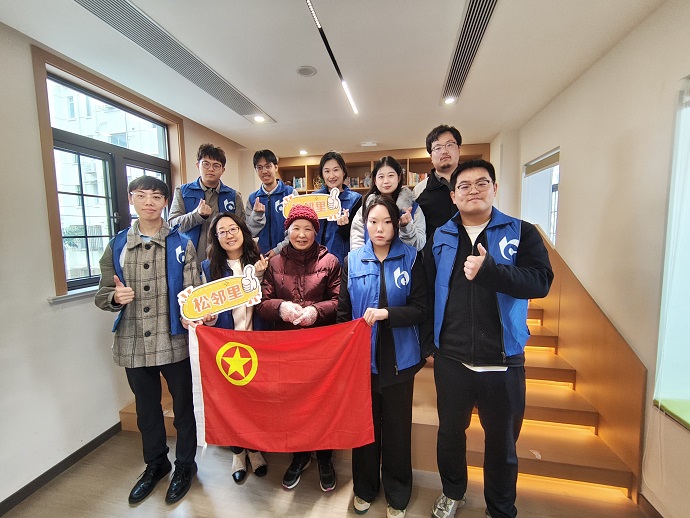 20260304图1：交银国信参与陆家嘴街道“锋行汇暖流，璀璨陆家嘴”学雷锋主题活动.jpg